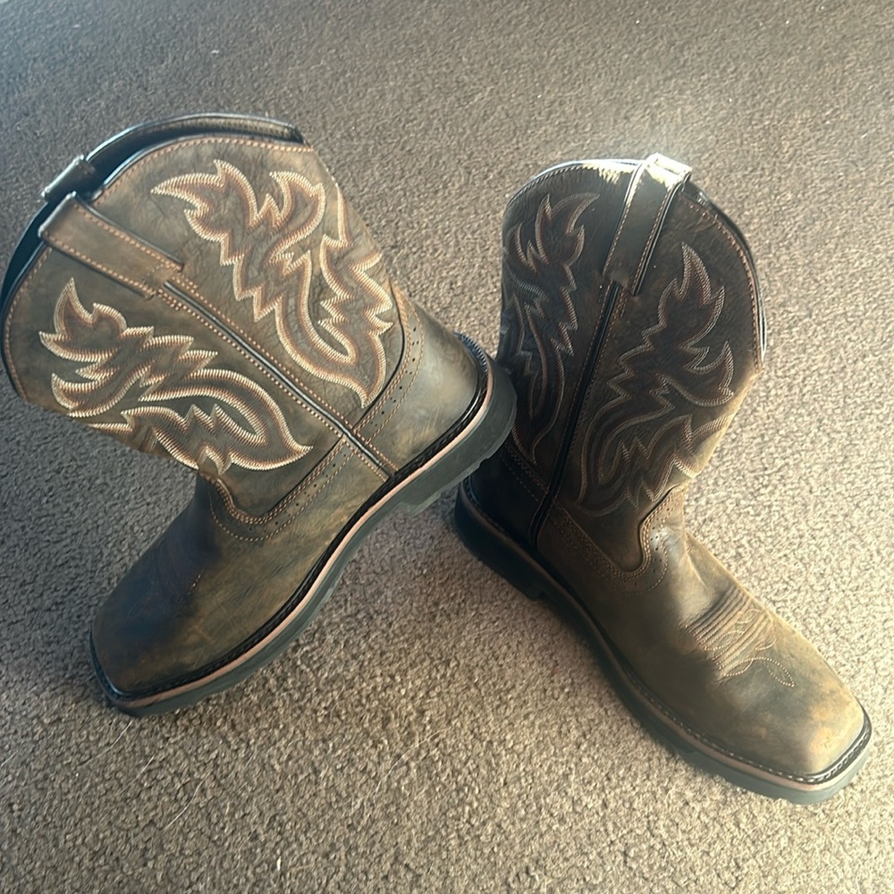 Cowboy Boots Size M 11.5